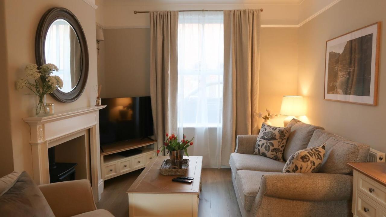 Luxury Living Outside The City Walls - Sleeps Six! Chester Exterior foto